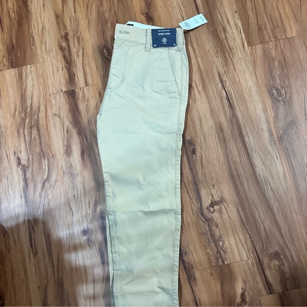 Hollister Men's Tan skinny Chinos